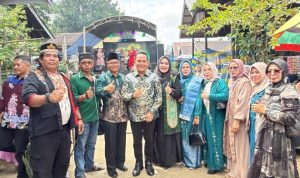 Wabup Rahmanto Hadiri Resepsi Pernikahan Warga di Muara Bakanon