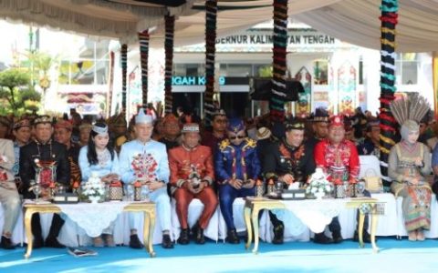 Bupati Heriyus Hadiri Upacara Hari Jadi Ke-69 Provinsi Kalimantan Tengah