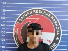 Tak Bisa Berkutik Pengedar Sabu Digelandang Polisi