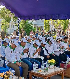 Karnaval Budaya Meriahkan HUT Ke-24 Tahun Kabupaten Murung Raya, Libatkan Ribuan Peserta
