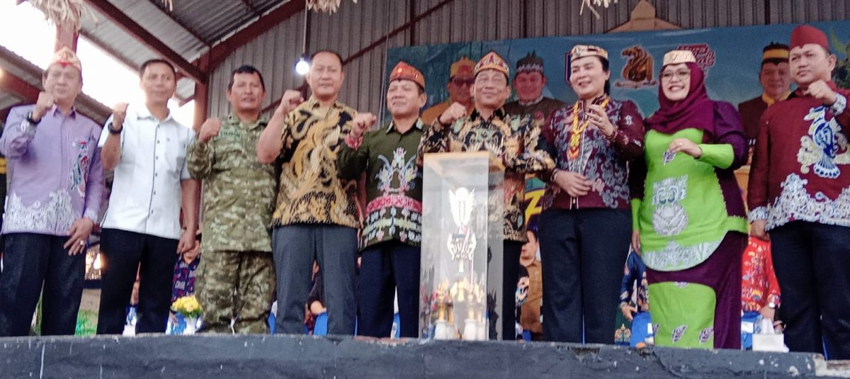 Bupati Heriyus Resmi Buka Festival Budaya Tira Tangka Balang 2026
