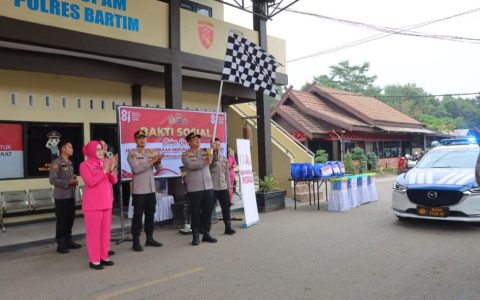 Bakti Sosial Polres Bartim, Kepedulian Menyapa Warga
