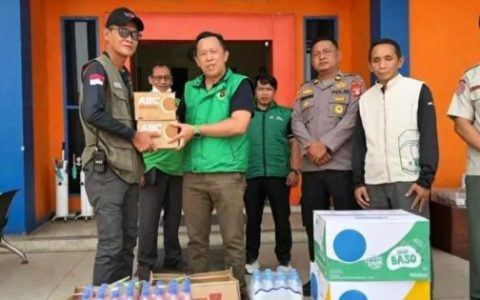 Johansyah Salurkan Sembako untuk Tim Penanganan Karhutla Murung Raya