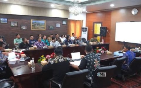 Evaluasi Kartu HEBAT Mahasiswa, Pemkab Murung Raya Perkuat Ketepatan Sasaran