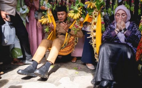 500 Peserta Ikuti Tradisi Baayun Maulid di Kuin