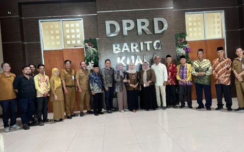 DPRD Batola Uji Publik Perubahan Perda Perlindungan Lahan Pertanian